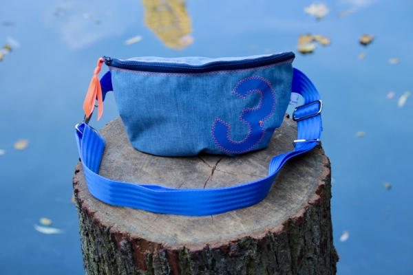 Segeltuch Bauchtasche mit blauer 3
